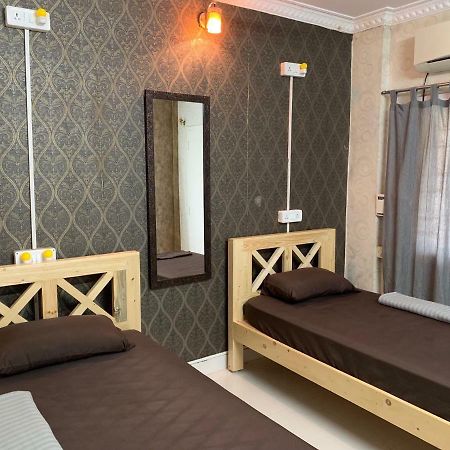 Hostel 11 Ченнаи Экстерьер фото